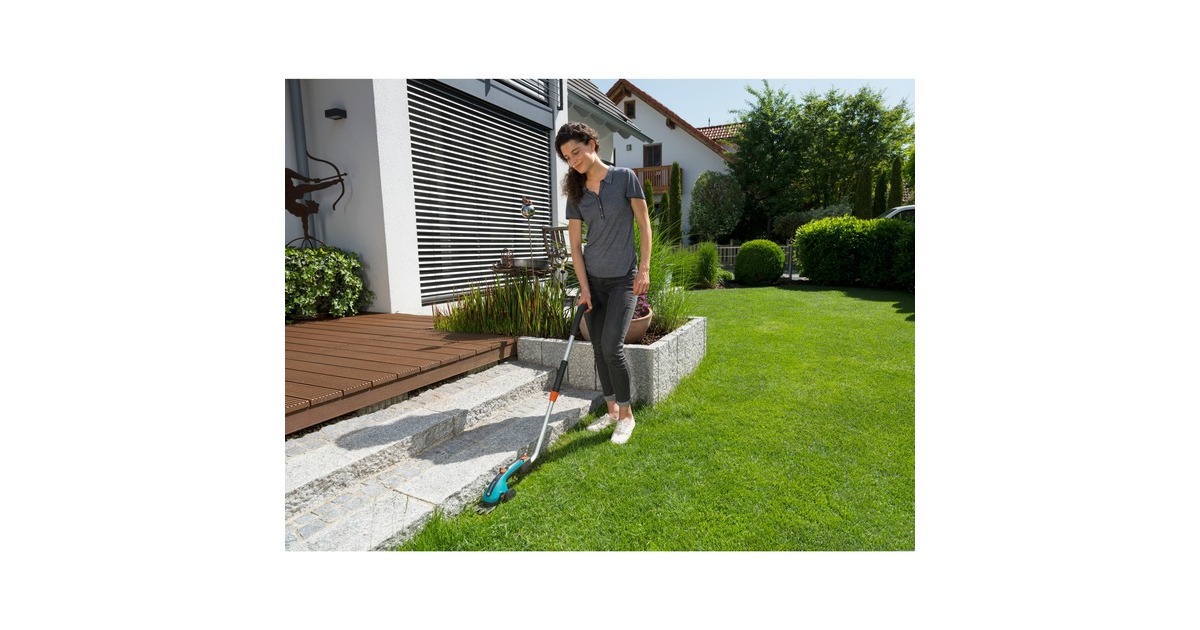 GARDENA Teleskopstiel 9859-20 inkl. Räder(grau, für Akku-Grasscheren)