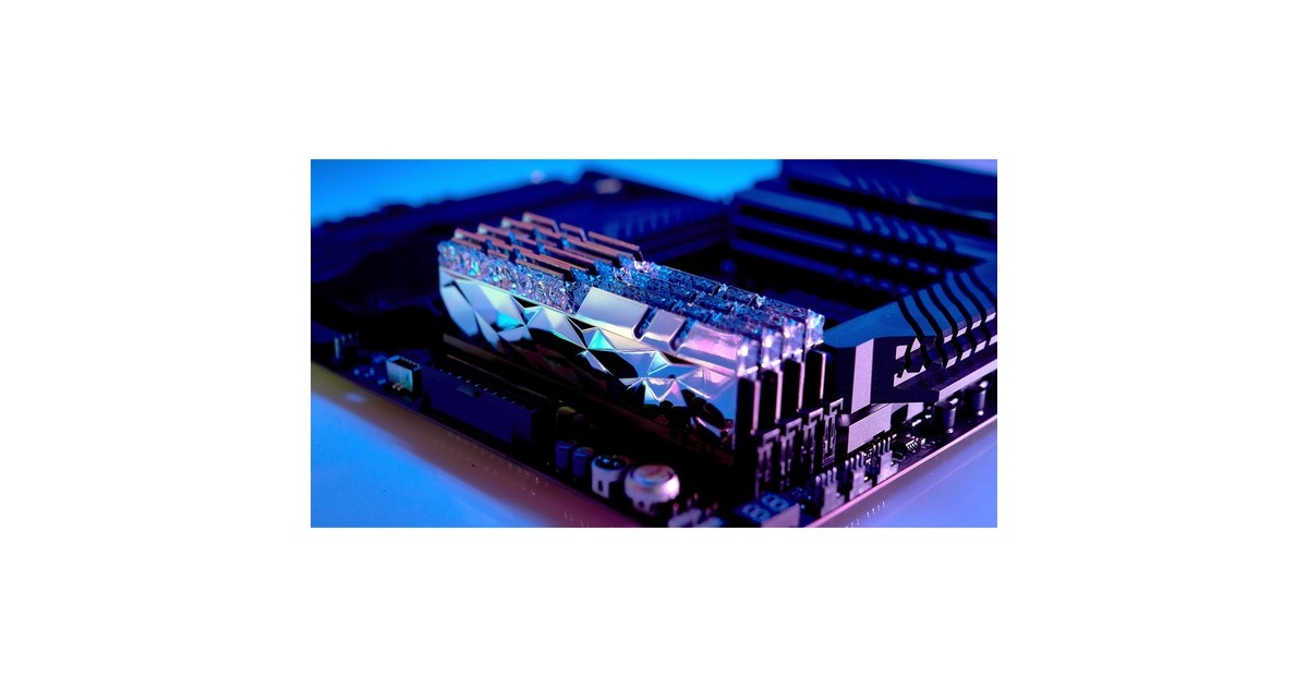 G.Skill DIMM 32 GB DDR4-4000 (2x 16 GB) Dual-Kit, Arbeitsspeicher(silber, F4-4000C18D-32GTES, Royal Elite S, INTEL XMP)