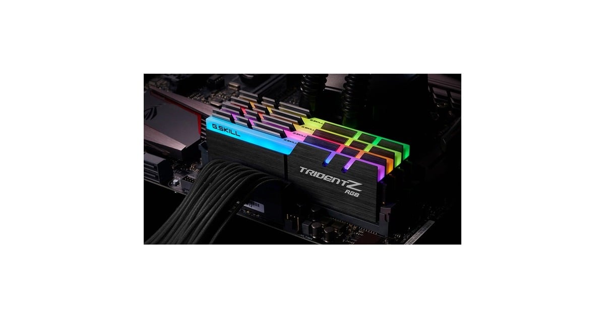 G.Skill DIMM 32 GB DDR4-4000 (4x 8 GB) Quad-Kit, Arbeitsspeicher(schwarz, F4-4000C18Q-32GTZRB, Trident Z RGB, INTEL XMP, Outlet)