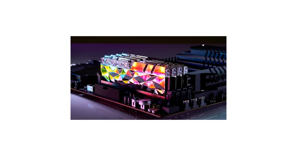 G.Skill DIMM 64 GB DDR4-4000 (2x 32 GB) Dual-Kit, Arbeitsspeicher(silber, F4-4000C18D-64GTES, Trident Z Royal Elite, INTEL XMP)