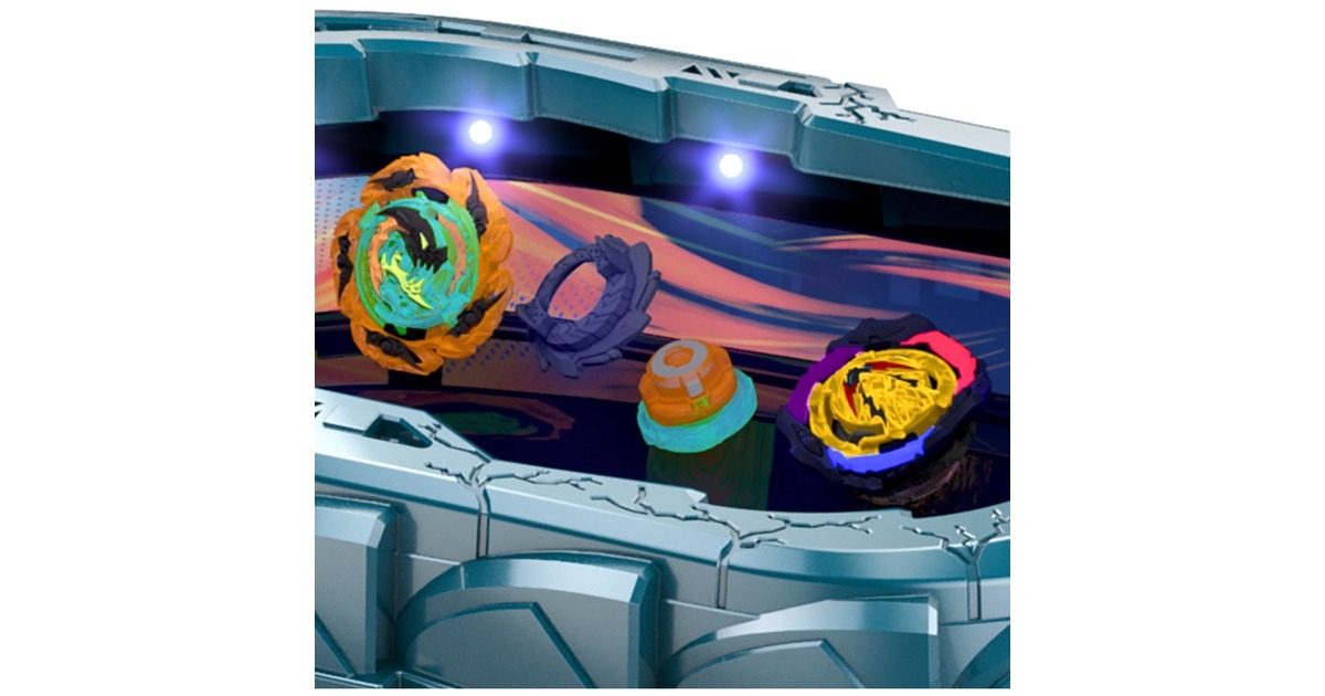 Hasbro Beyblade Burst QuadStrike Light Ignite Battle Set, Geschicklichkeitsspiel