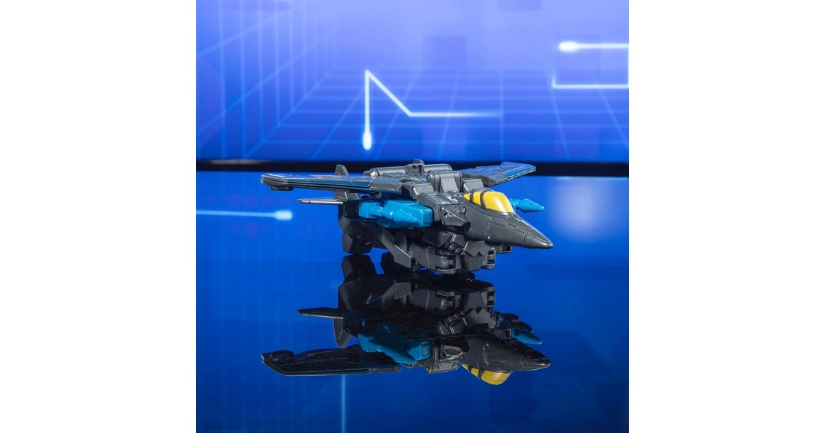 Hasbro Transformers Earthspark Warrior Skywarp