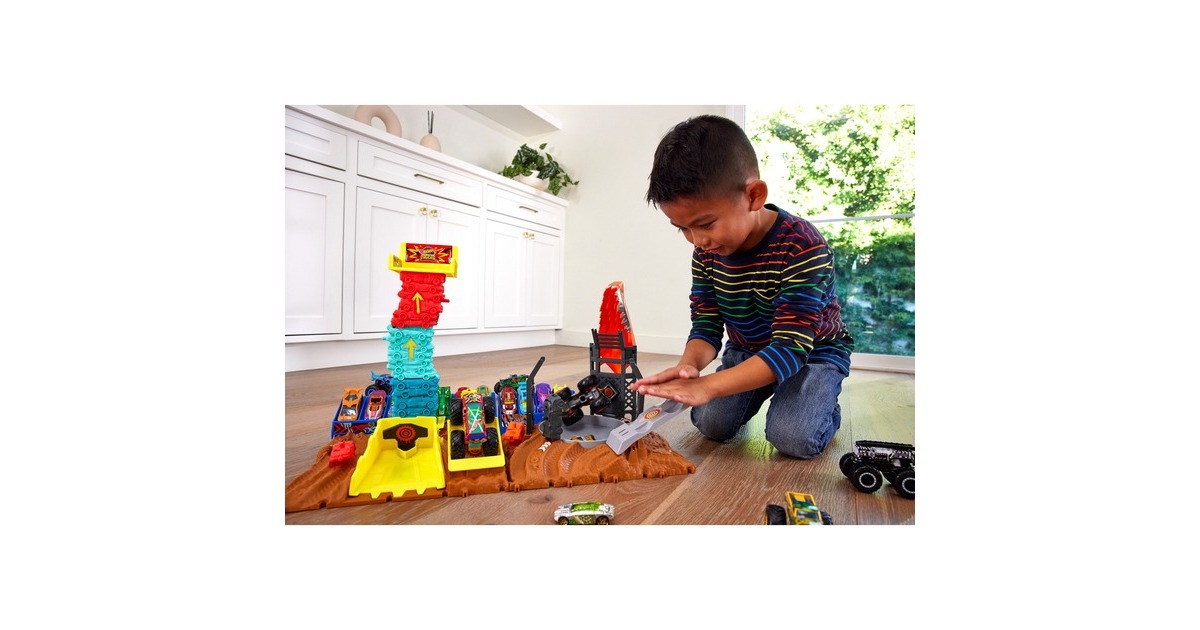 Hot Wheels Monster Trucks Arena World: Semi-Finals Asst - Tiger Shark's Spin Out Frenzy, Rennbahn(inkl. 3 Spielzeugautos)