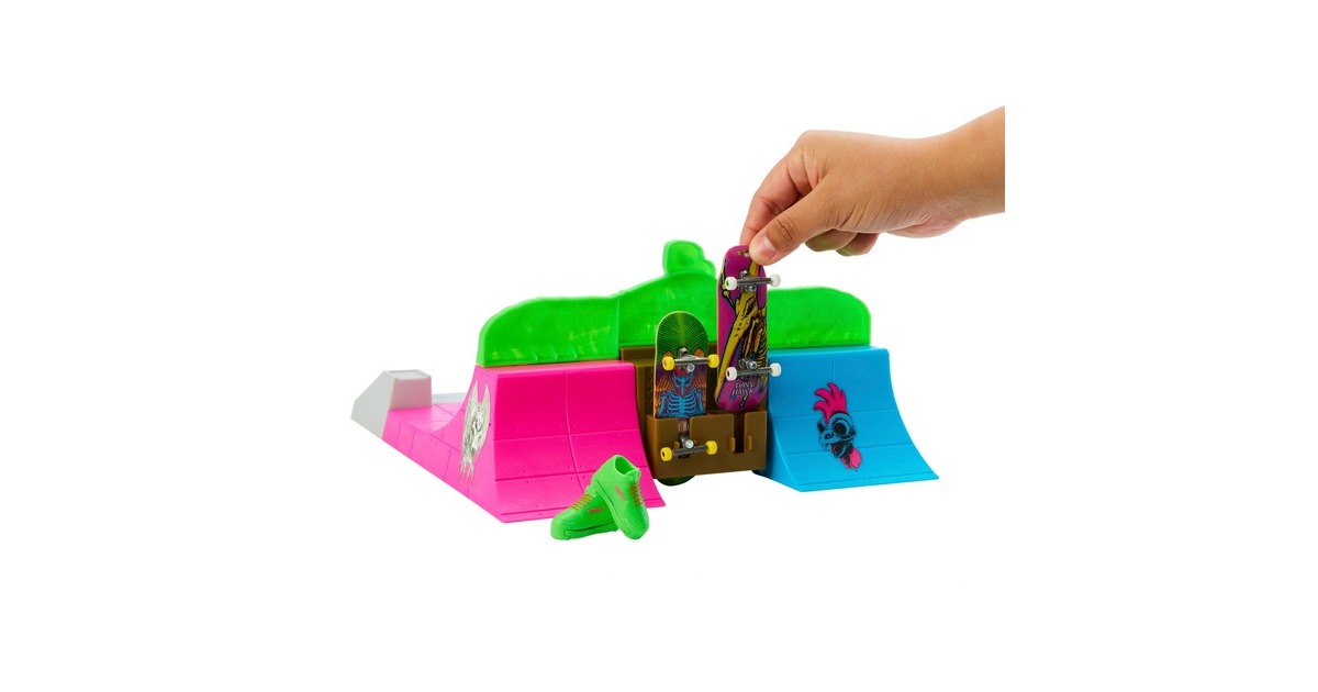 Hot Wheels Skate Neon Bones Hawk HQ Skatepark, Spielfahrzeug