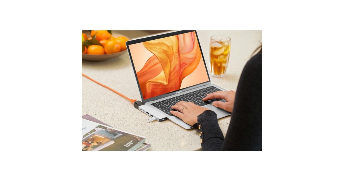 Hyper USB-C 4K Ethernet Dock, Dockingstation(silber)