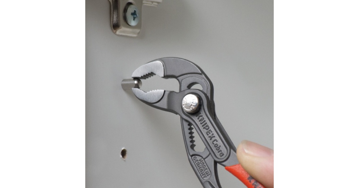 KNIPEX Cobra Rohr- / Wasserpumpen-Zange 87 01 125(rot, Länge 160mm, für Rohre bis 1