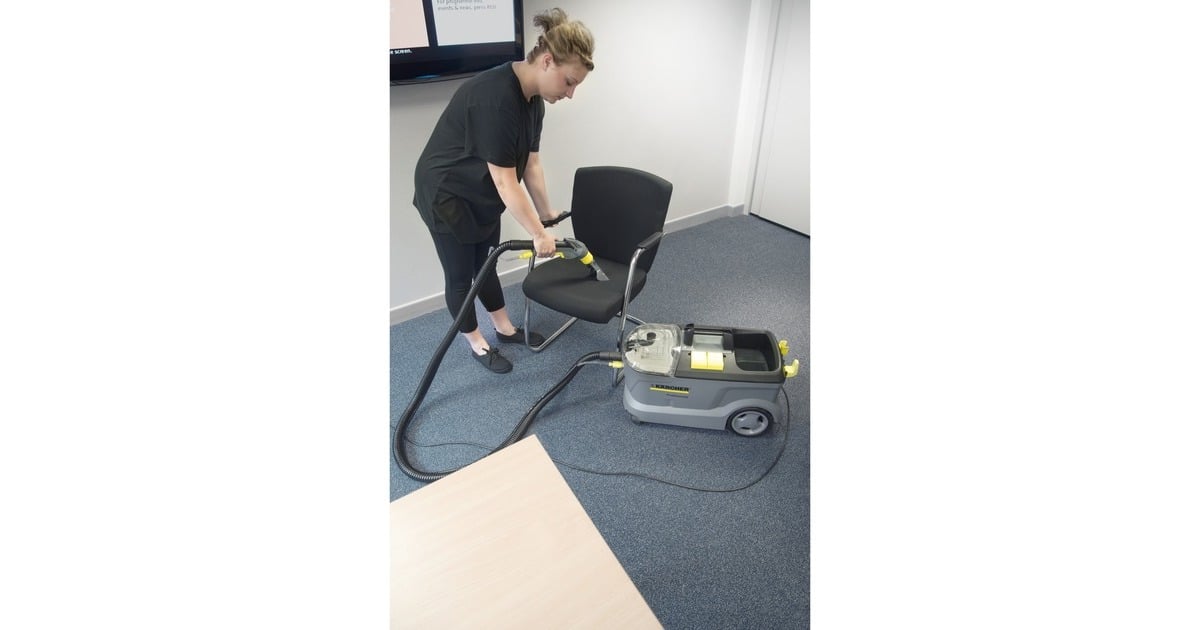 Kärcher Waschsauger Puzzi 10/1(Outlet)