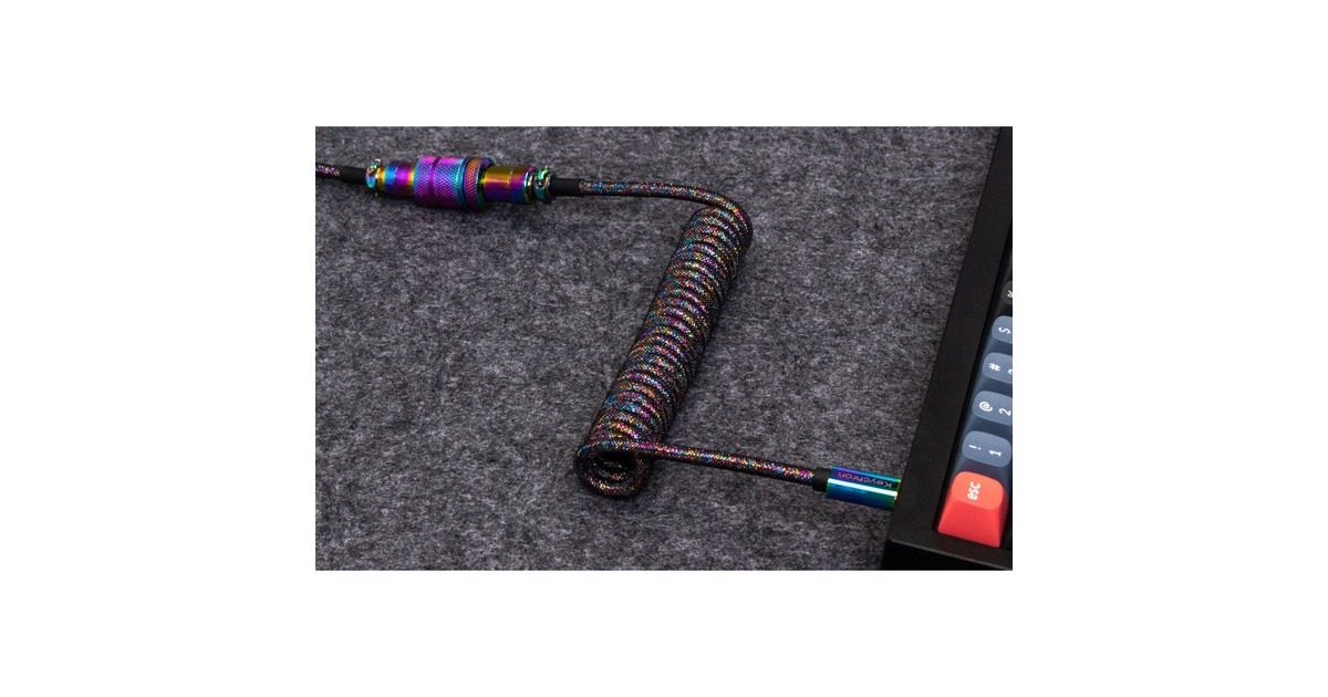 USB-C Stecker(schwarz, 1,08 Meter, abgewinkelter Stecker)