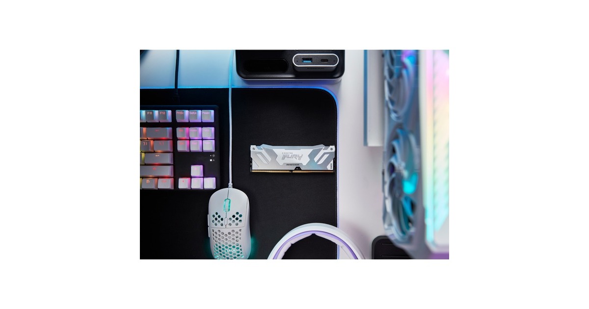 Kingston FURY DIMM 32 GB DDR5-6000, Arbeitsspeicher(weiß, KF560C32RWA-32, Renegade RGB, INTEL XMP)