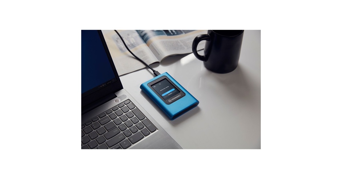 Kingston IronKey Vault Privacy 80 1,92 TB, Externe SSD(blau/schwarz, USB-C 3.2 Gen 1 (5 Gbit/s))