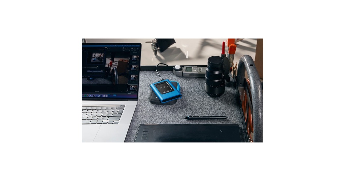 Kingston IronKey Vault Privacy 80 960 GB, Externe SSD(blau/schwarz, USB-C 3.2 Gen 1 (5 Gbit/s))