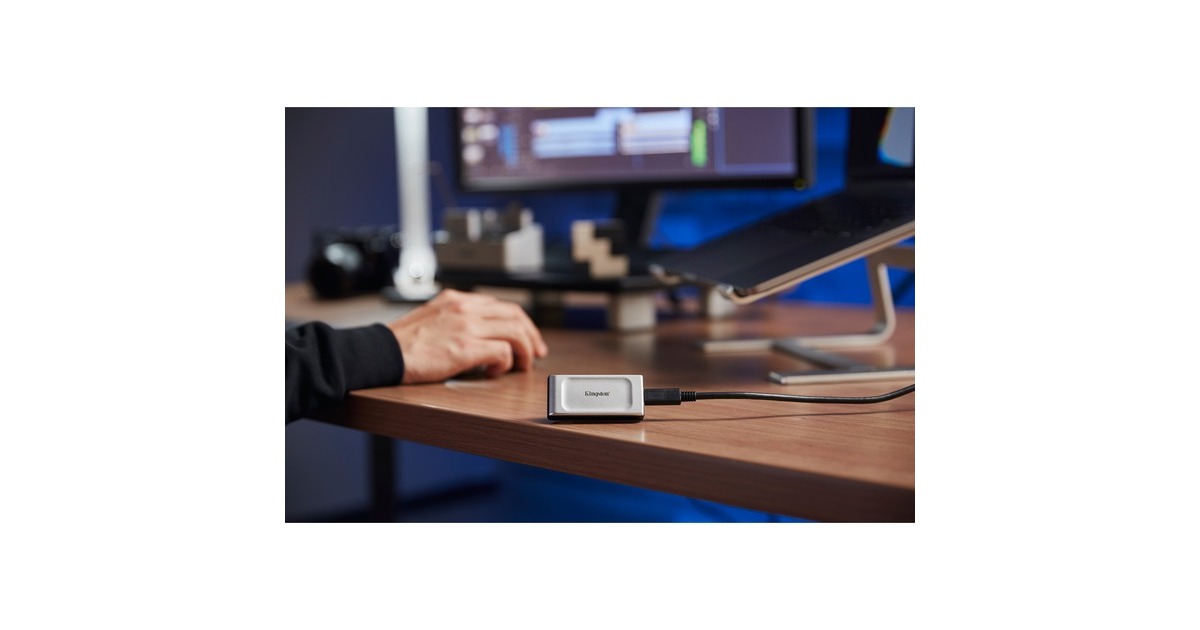 Kingston XS2000 Portable SSD 4 TB, Externe SSD(silber/schwarz, USB-C 3.2 Gen 2x2 (20 Gbit/s))
