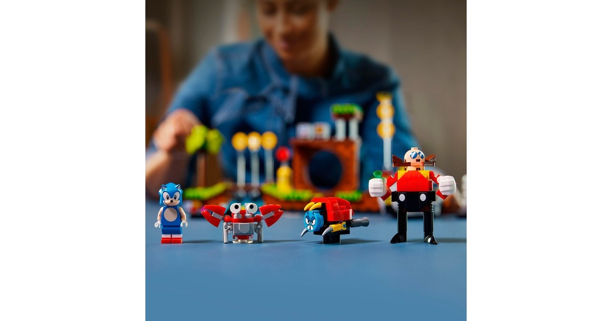 LEGO 21331 Ideas Sonic the Hedgehog - Green Hill Zone, Konstruktionsspielzeug(Set mit Dr. Eggmann, Egg-Mobil und weiteren Figuren, Geschenkidee für Erwachsene)