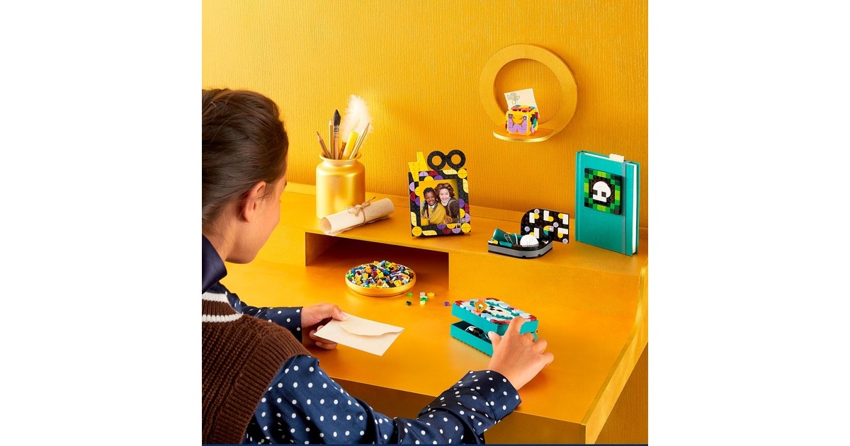 LEGO 41811 DOTS Hogwarts Schreibtisch-Set, Konstruktionsspielzeug