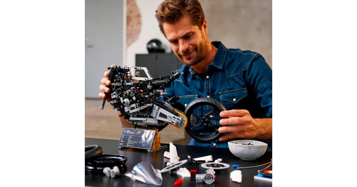 LEGO 42130 Technic BMW M 1000 RR, Konstruktionsspielzeug