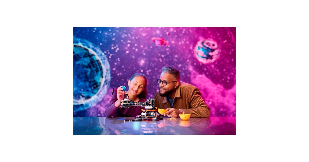 LEGO 42179 Technic Sonne Erde Mond Modell, Konstruktionsspielzeug