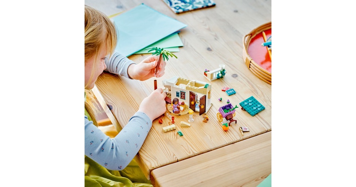 LEGO 43223 Disney Wish Asha in der Stadt Rosas, Konstruktionsspielzeug