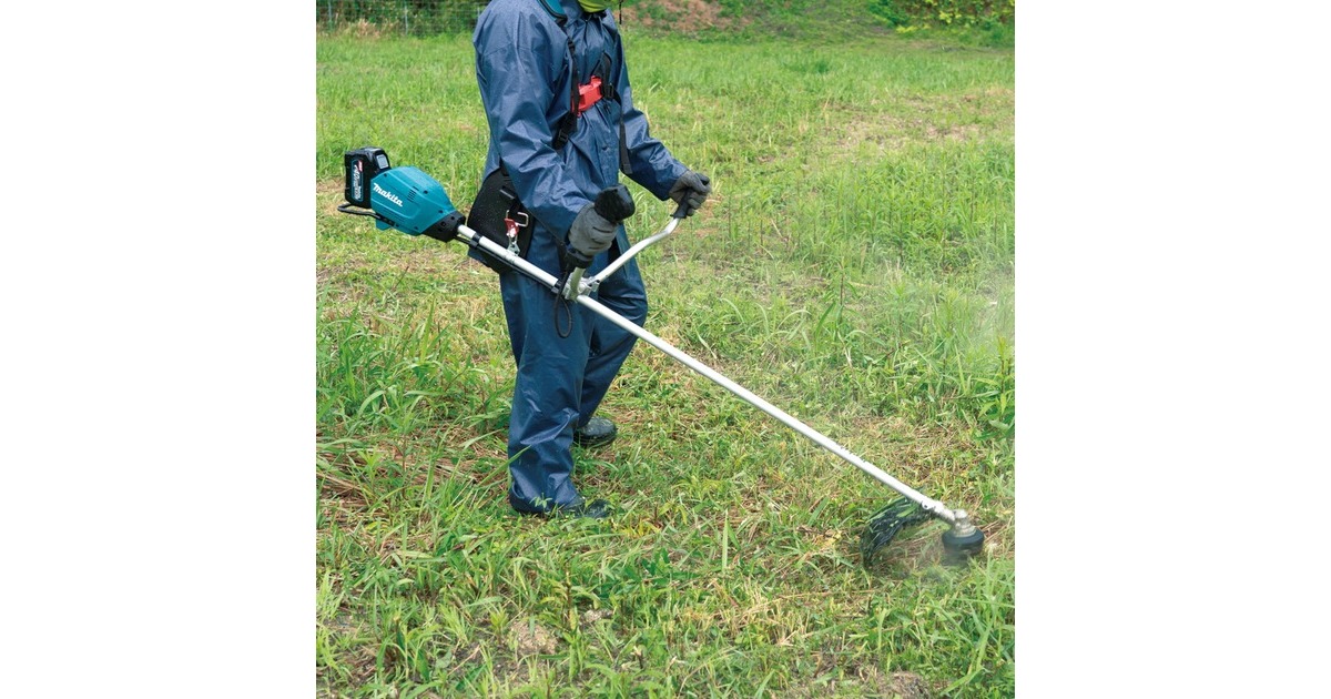 Makita Akku-Freischneider UR006GM101 XGT, 40Volt, Rasentrimmer(blau/schwarz, Li-Ion XGT Akku 4,0Ah)