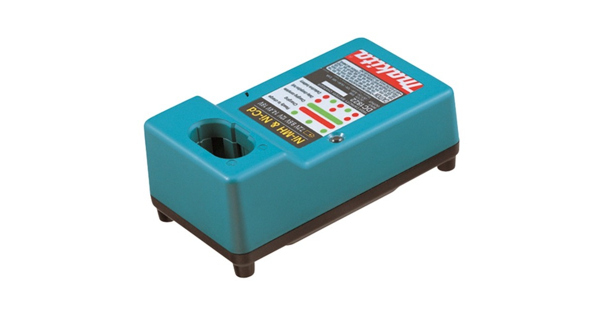 Makita Auto-Ladegerät DC1822