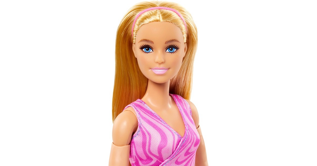 Mattel Barbie Made to Move mit pinken Sportoberteil und blauer Yogahose, Puppe