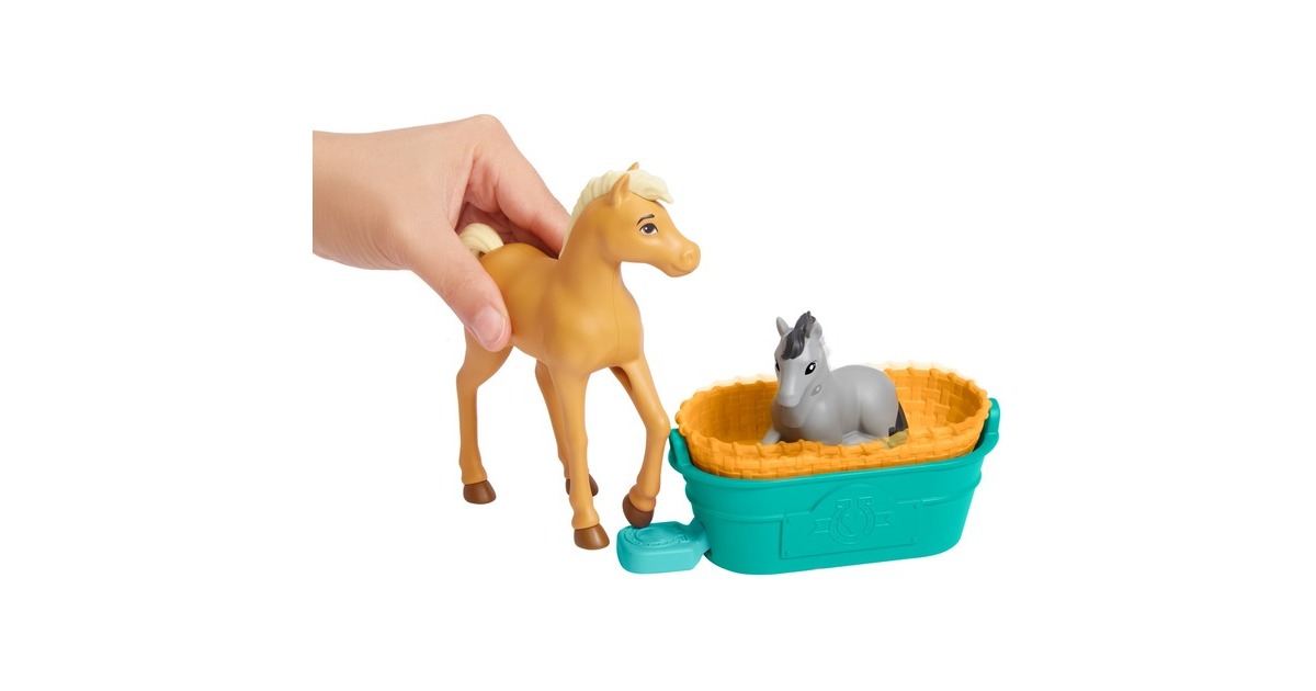 Mattel Spirit Luckys Tierbaby-Pflegestation mit Pony & Fohlen, Puppe