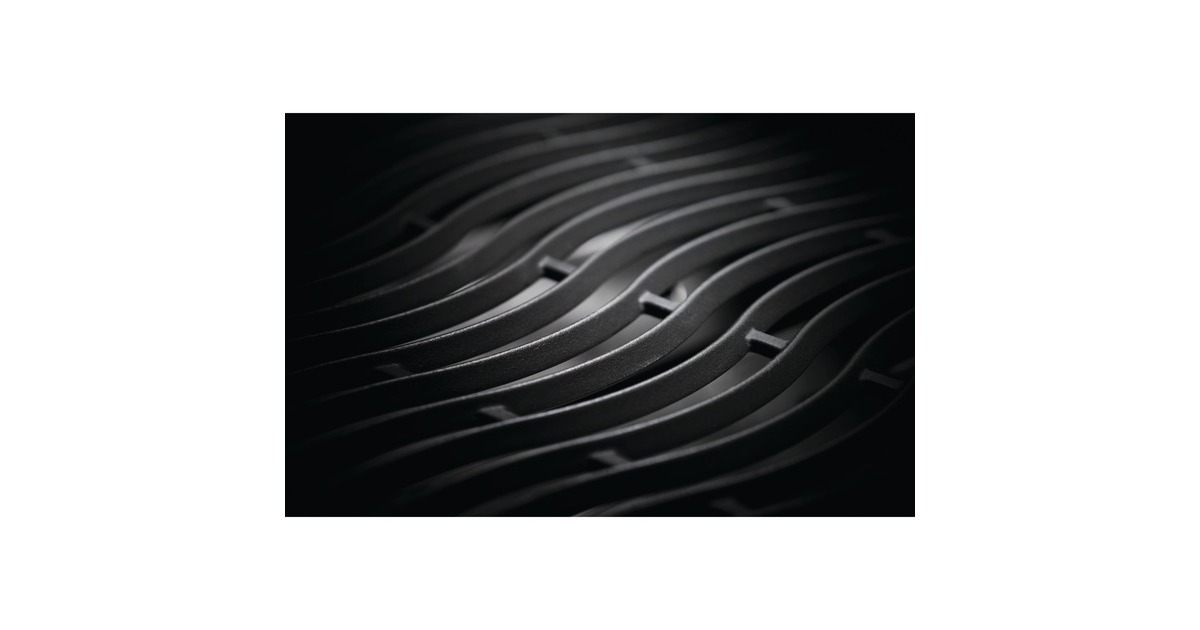 Napoleon Gasgrill Rogue RB 425, mit Drehspieß(schwarz, Hero, mit Heckbrenner und Seitenkocher)