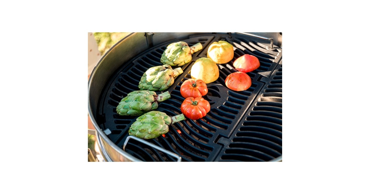 Napoleon Holzkohle Kugelgrill PRO22K in Rollwagen, Holzkohlegrill(schwarz, Ø 57cm)