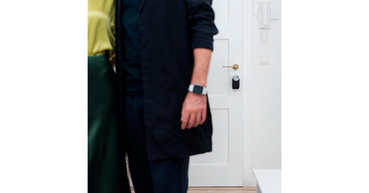 Nuki Smart Lock Pro, elektronisches Türschloss(schwarz, 4. Genertation)