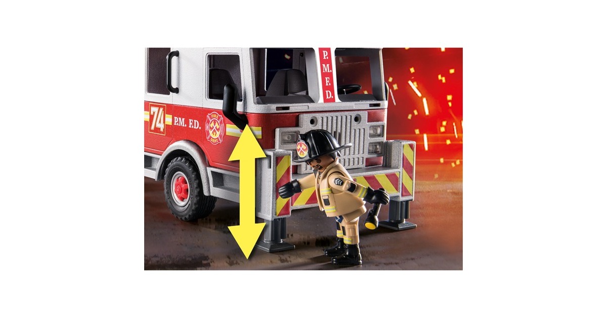PLAYMOBIL 70935 City Action Feuerwehr-Fahrzeug: US Tower Ladder, Konstruktionsspielzeug(mehrfarbig, Mit Licht, Sound und funktionierender Wasserkanone)
