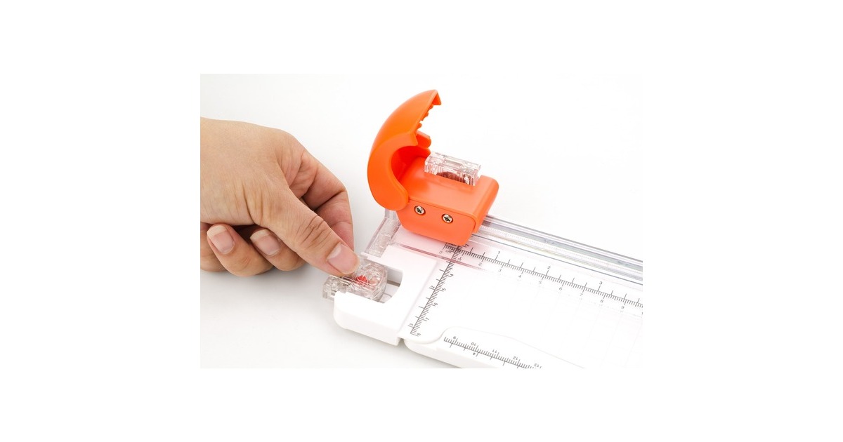 Peach 3 in 1 Rollenschneider PC200-15, Schneidegerät(weiß/orange)