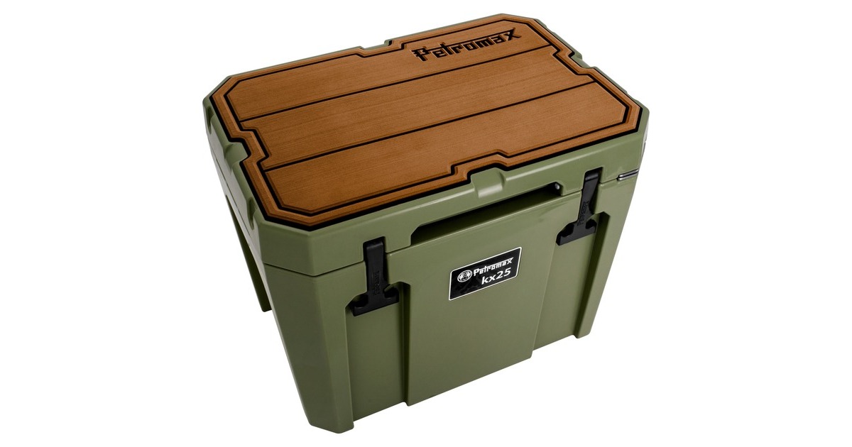 Petromax Haft-Auflage für Petromax Kühlbox kx25, Abdeckung(braun, mit Linienstruktur und Schriftzug)