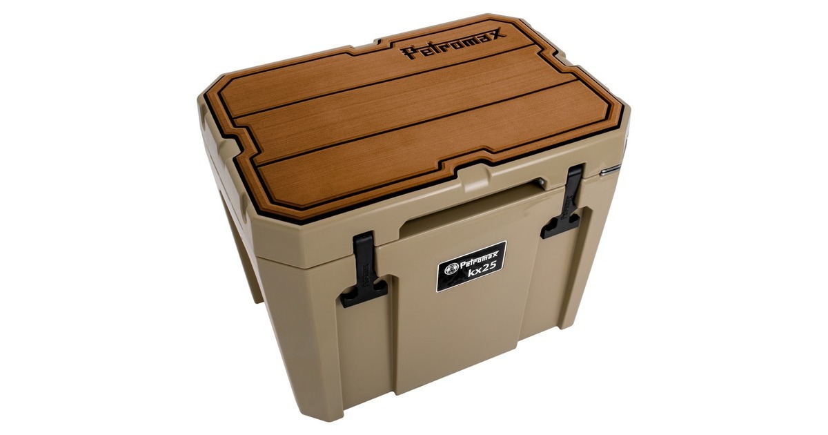 Petromax Haft-Auflage für Petromax Kühlbox kx25, Abdeckung(braun, mit Linienstruktur und Schriftzug)