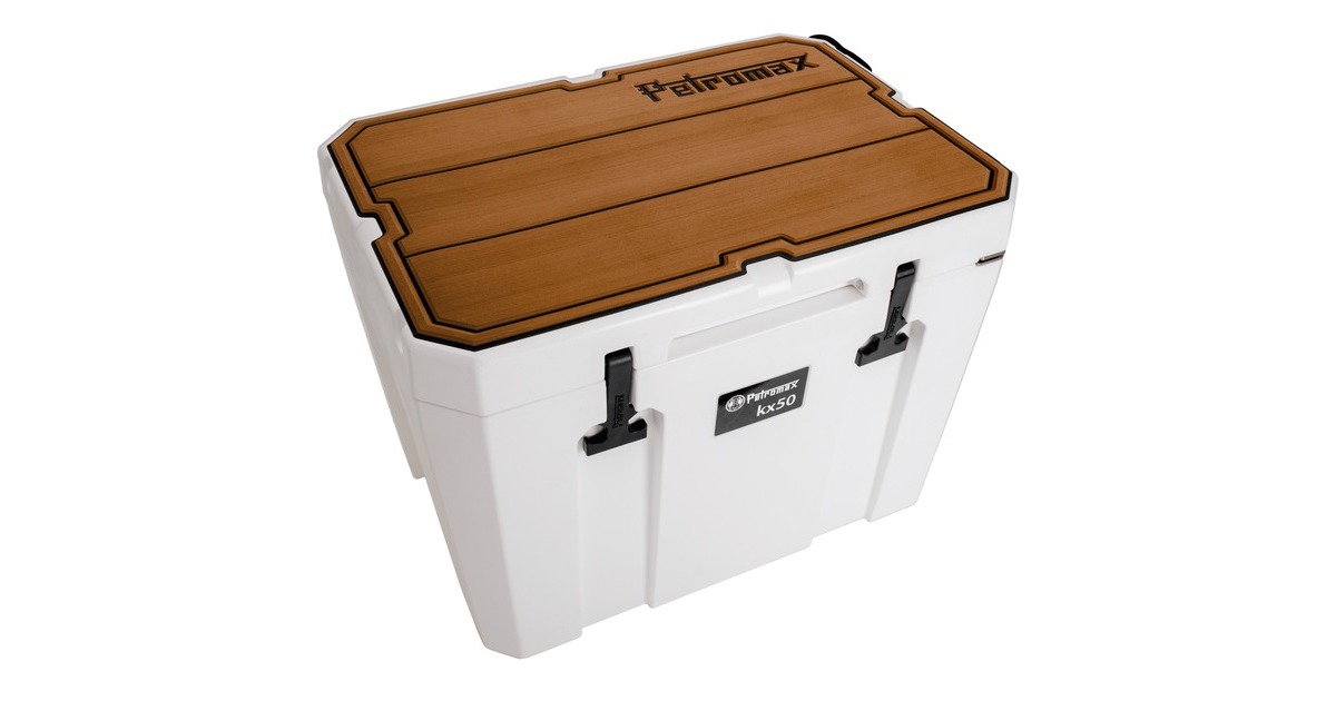 Petromax Haft-Auflage für Petromax Kühlbox kx50, Abdeckung(braun, mit Linienstruktur und Schriftzug)