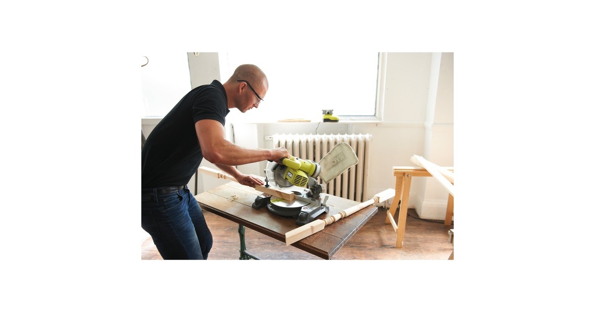 Ryobi ONE+ Akku-Kapp-und Gehrungssäge EMS190DCL, 18Volt(grün/schwarz, ohne Akku und Ladegerät)