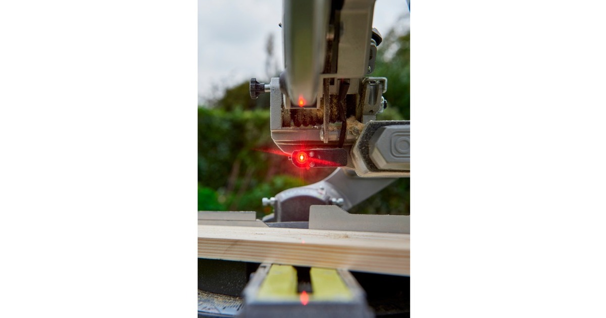 Ryobi ONE+ Akku-Kapp-und Gehrungssäge R18MS216-0, 18Volt(grün/schwarz, ohne Akku und Ladegerät)