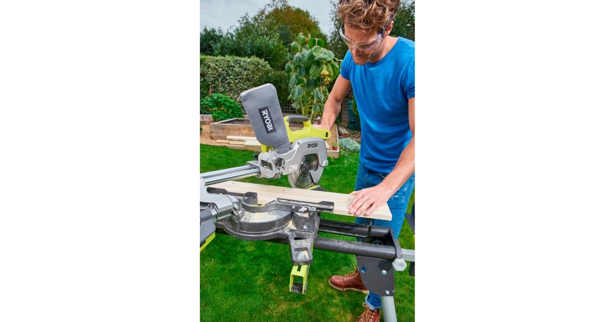 Ryobi ONE+ Akku-Kapp-und Gehrungssäge R18MS216-0, 18Volt(grün/schwarz, ohne Akku und Ladegerät)