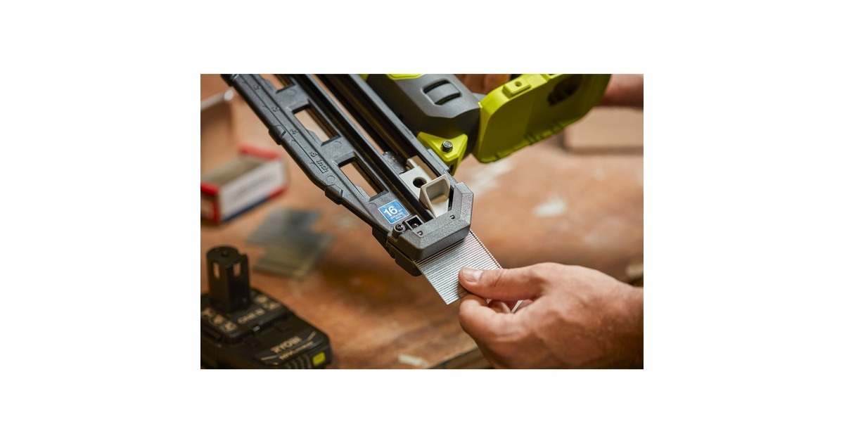 Ryobi ONE+ Akku-Nagler R16GN18-0, 18Volt(grün/schwarz, ohne Akku und Ladegerät)