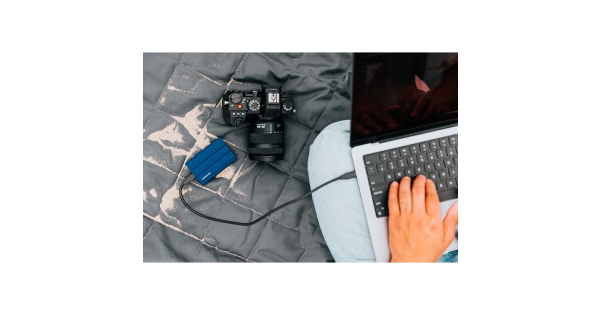 SAMSUNG Portable SSD T7 Shield 1 TB, Externe SSD(blau, USB-C 3.2 Gen 2 (10 Gbit/s), extern)