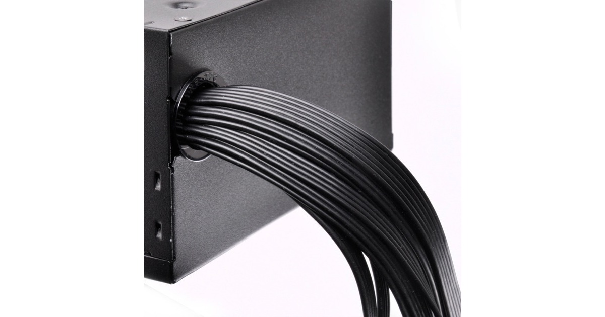 SilverStone SST-ET650-B v1.4 650W, PC-Netzteil(schwarz, 4x PCIe, 650 Watt)