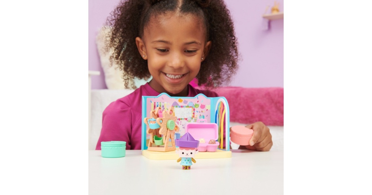 Spin Master Gabby's Dollhouse Deluxe Raum - Craft-a-riffic-Room, Kulisse