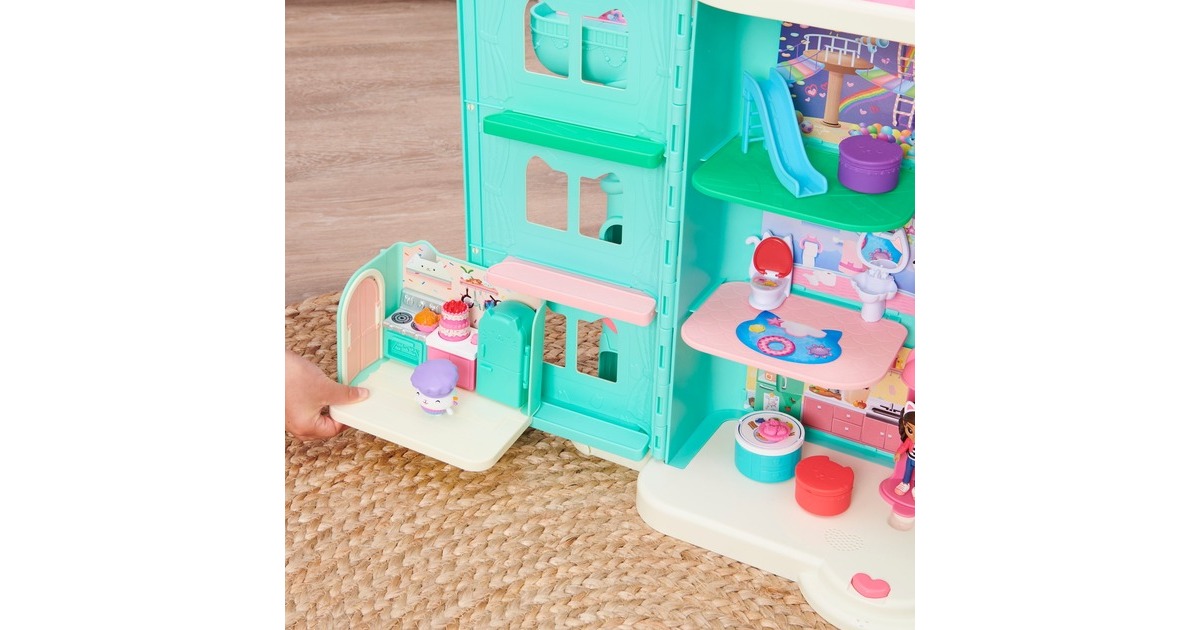Spin Master Gabby‘s Dollhouse Deluxe Room Küche, Spielfigur(mit Kuchi Katzenfigur)