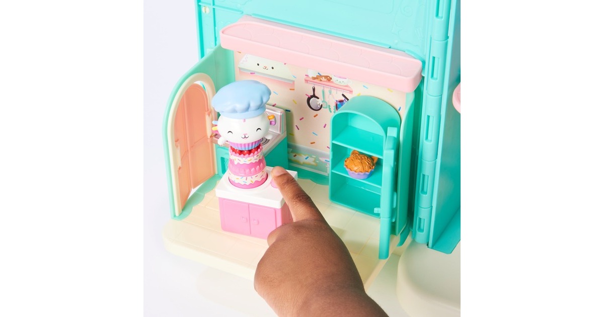 Spin Master Gabby‘s Dollhouse Deluxe Room Küche, Spielfigur(mit Kuchi Katzenfigur)