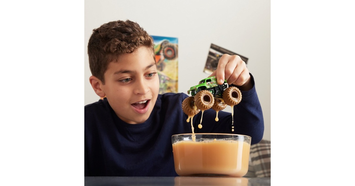 Spin Master Monster Jam Mystery Mudders, Spielfahrzeug(sortierter Artikel, ein Spielfahrzeug)