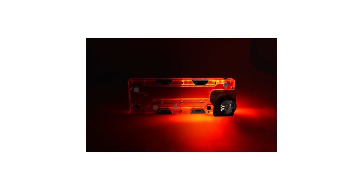 Thermaltake Pacific DP100-D5 Plus Distro-Plate mit Pumpe