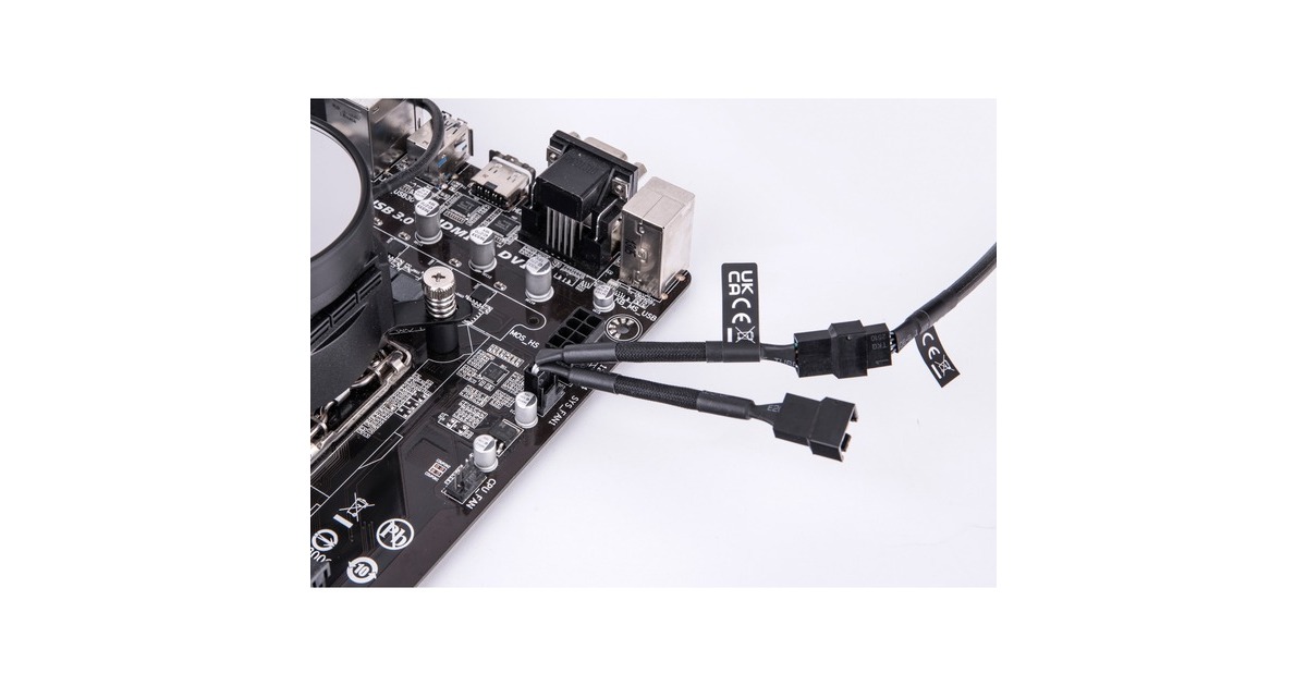 Thermaltake TTMOD PWM-Lüfter 4-Pin Y-Kabel(schwarz, 11cm, 3 Stück)