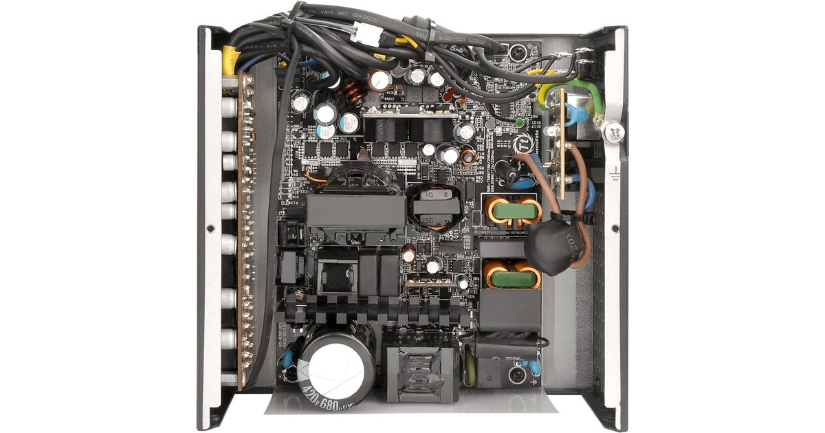 Thermaltake Toughpower GF3 ARGB 750W Gold, PC-Netzteil(schwarz, 5x PCIe, Kabel-Management, 750 Watt)