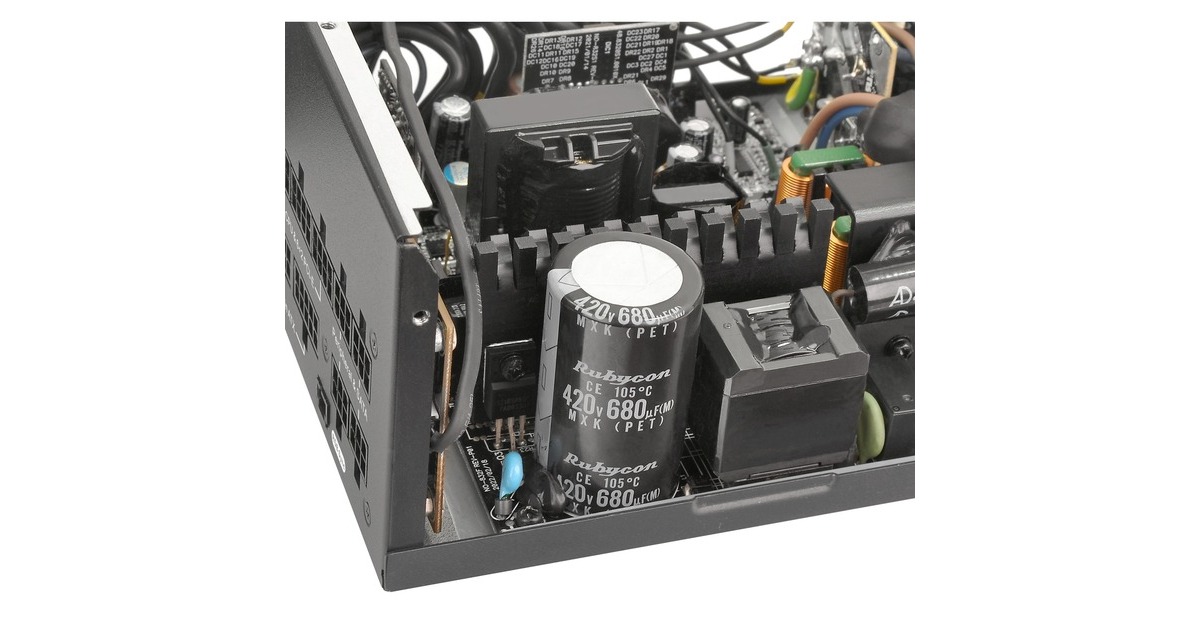 Thermaltake Toughpower GF3 ARGB 750W Gold, PC-Netzteil(schwarz, 5x PCIe, Kabel-Management, 750 Watt)