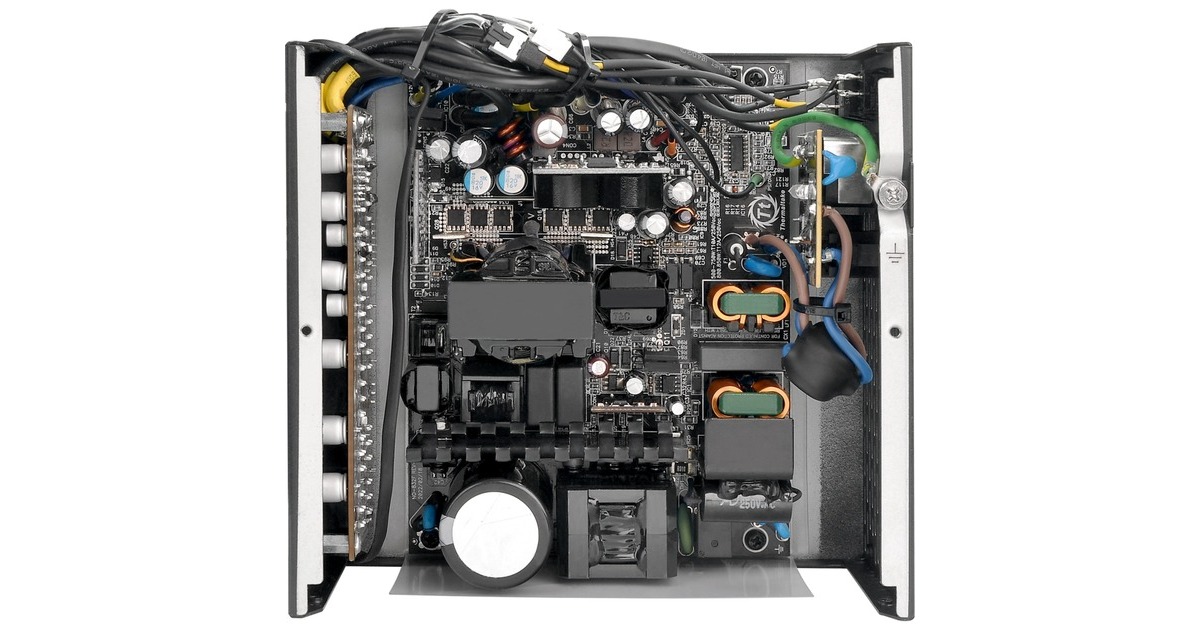 Thermaltake Toughpower GF3 ARGB 850W Gold, PC-Netzteil(schwarz, 5x PCIe, Kabel-Management, 850 Watt)