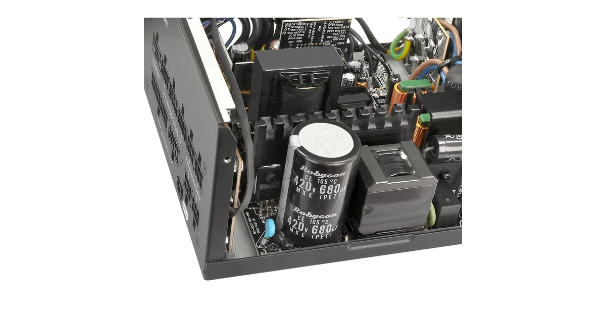 Thermaltake Toughpower GF3 ARGB 850W Gold, PC-Netzteil(schwarz, 5x PCIe, Kabel-Management, 850 Watt)