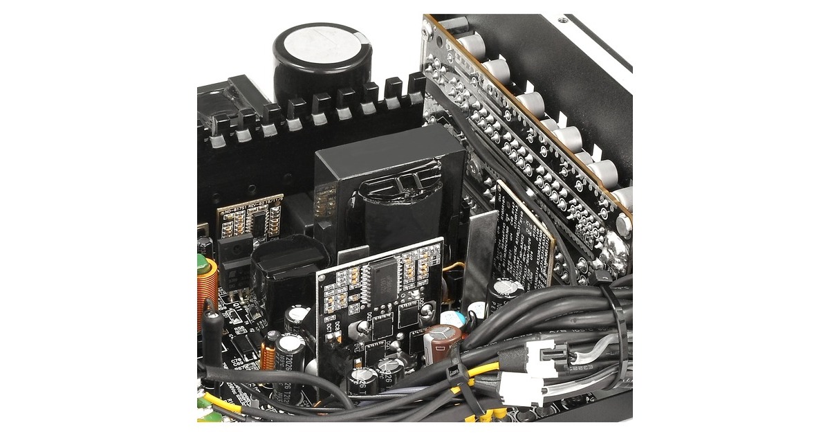 Thermaltake Toughpower GF3 ARGB 850W Gold, PC-Netzteil(schwarz, 5x PCIe, Kabel-Management, 850 Watt)